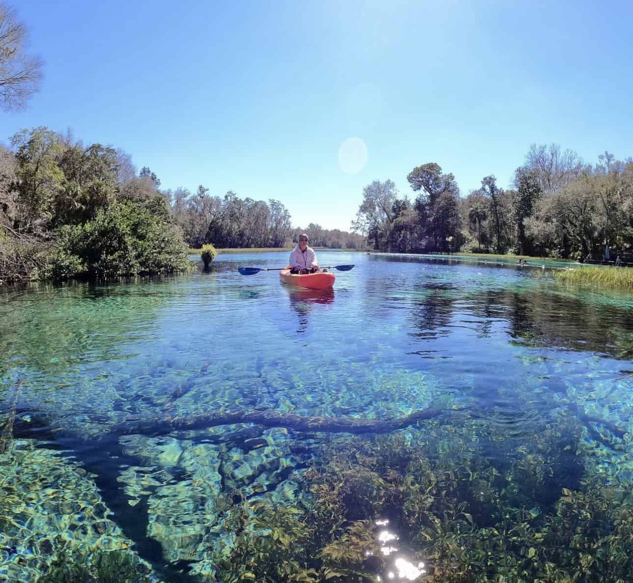 Kayaking in super clear waters at Rainbow Springs State Park in Florida, USA.